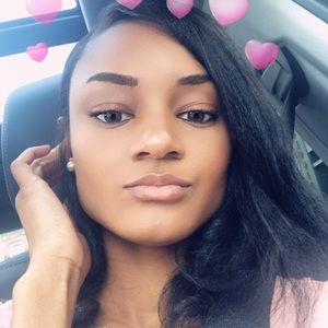 Meet your Posher, Joi